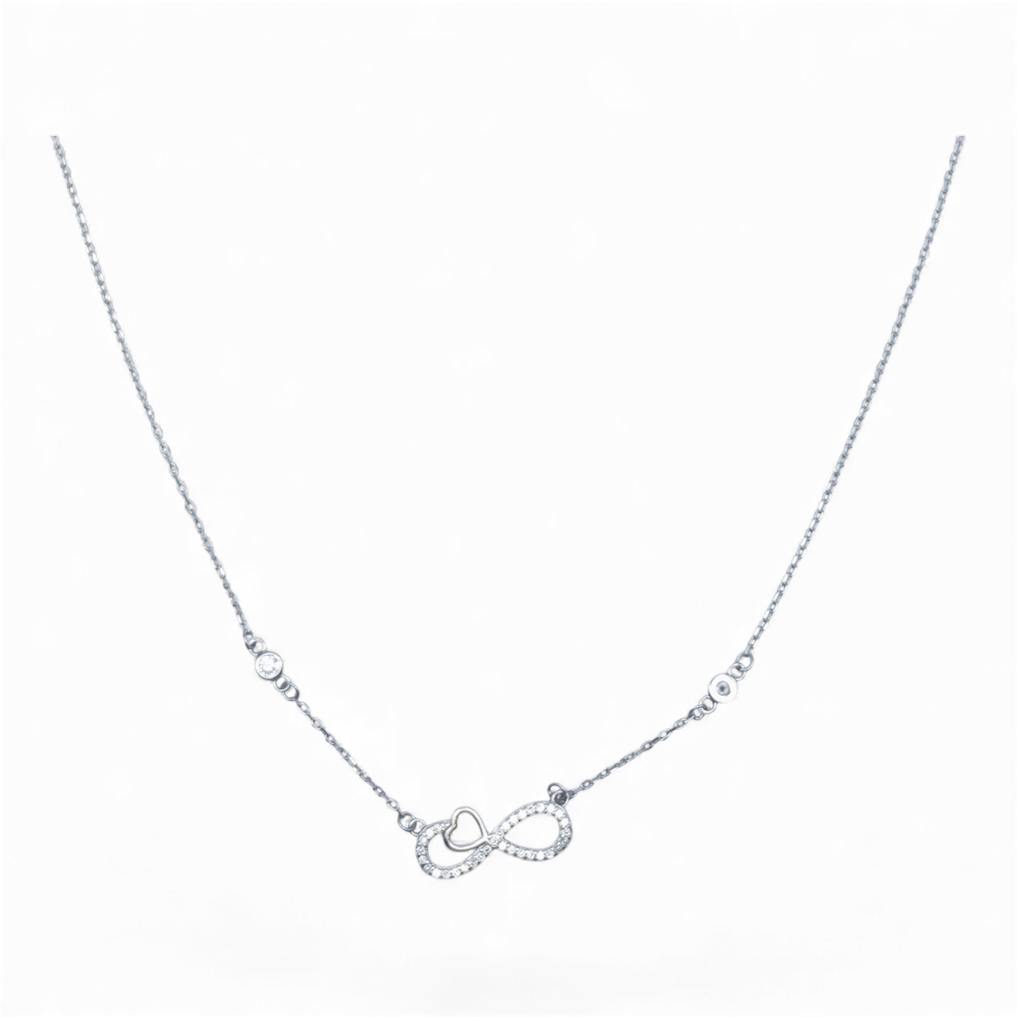 Collana Infinity Love – Argento e Zirconi