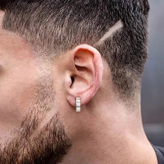 Orecchino cerchio disegnato