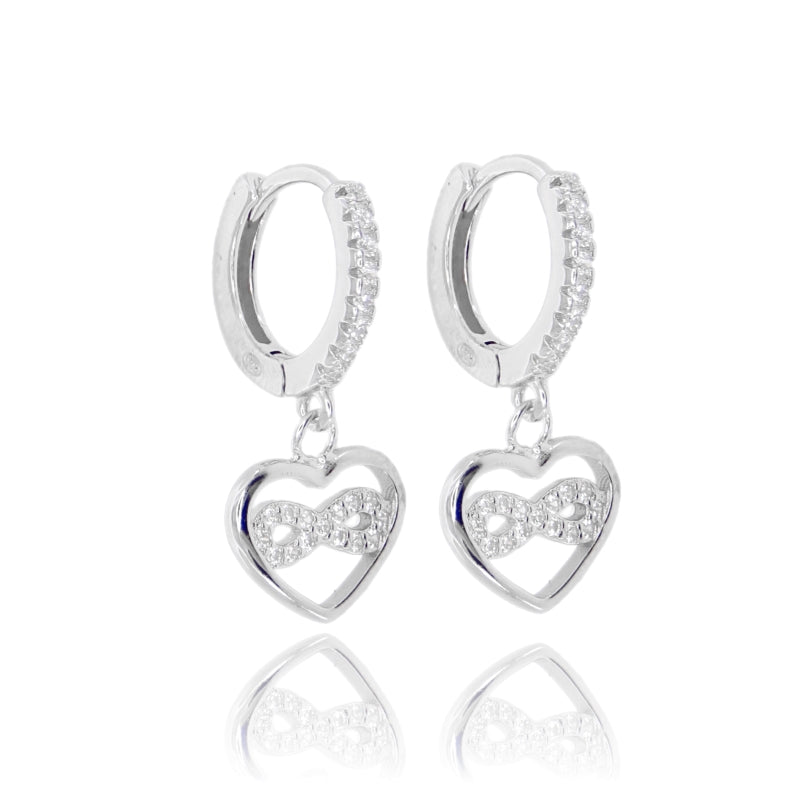 Eterna – Orecchini a Cerchio con Cuore Infinito