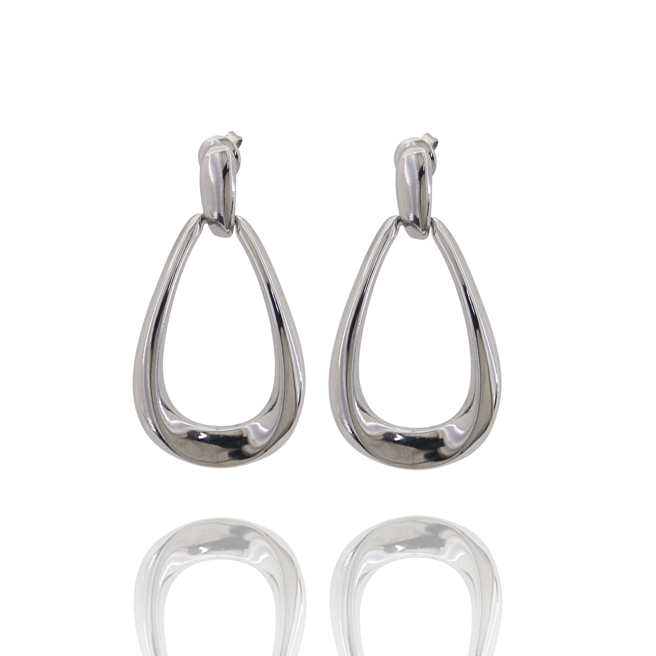 Essenza Fluida – Orecchini Ovali in Acciaio Lucido